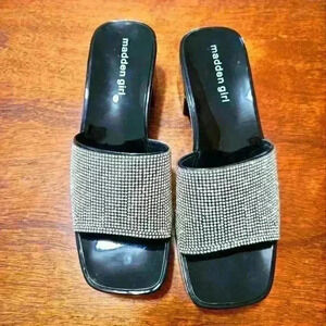 Madden Girl Palace rhinestone platform heeled sandals. Size 8 NWOT